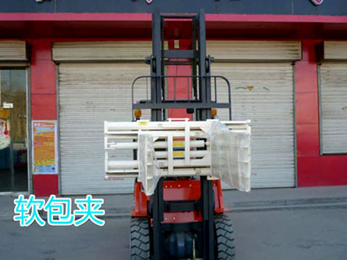 软包夹